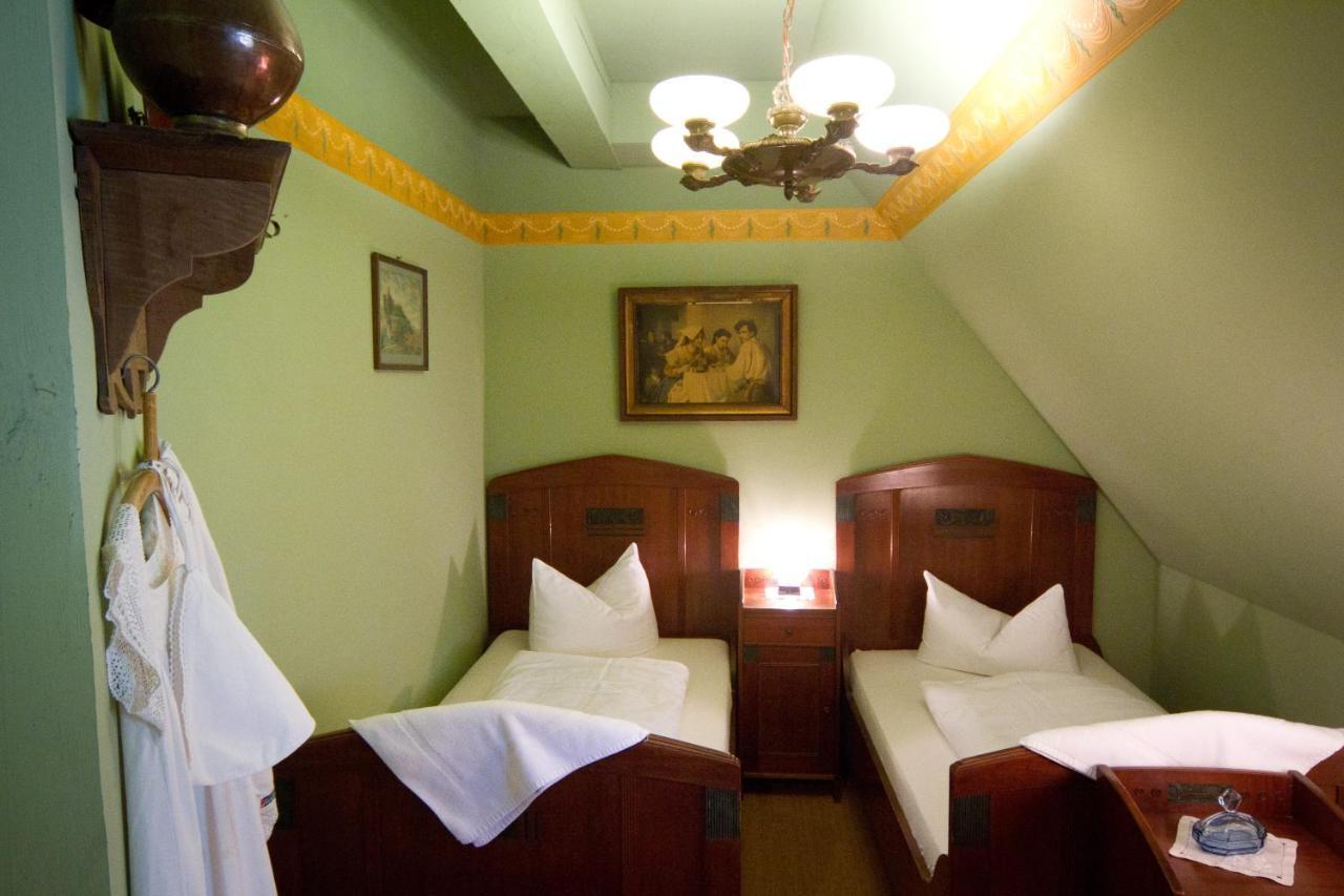 Klausenhof Hotel Bornhagen ภายนอก รูปภาพ
